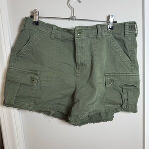 Lucky Brand Green Cargo Shorts size 32
